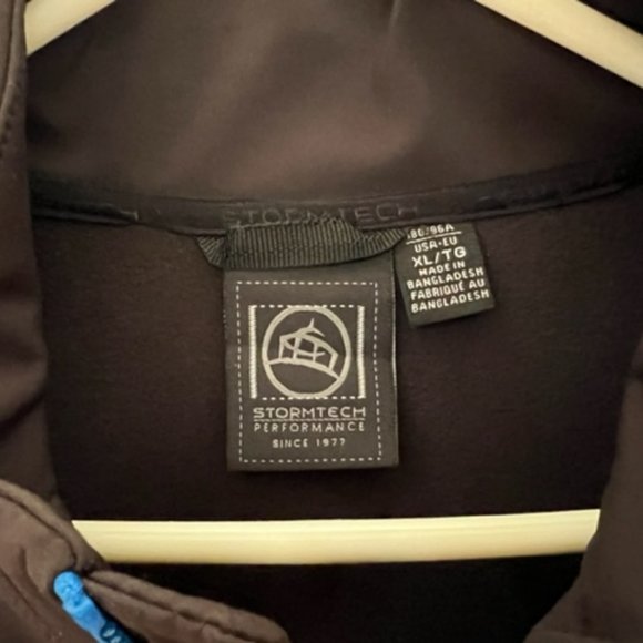 Men's STORMTECH Vest - Picture 3 of 3